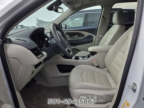 Used 2024 GMC Terrain Denali w/ Denali Premium Package AWD/4WD image 8