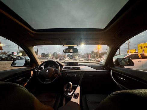 Used 2015 BMW 320i xDrive Sedan image 15