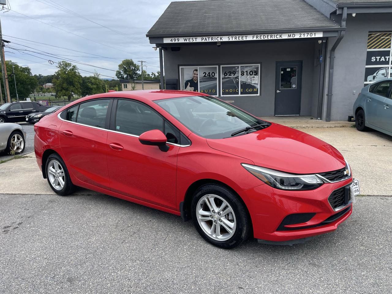 Used 2018 Chevrolet Cruze LT FWD image 21