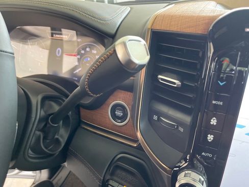 New 2023 RAM 3500 Limited image 10