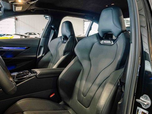 Used 2025 BMW M5 w/ Carbon Package image 16