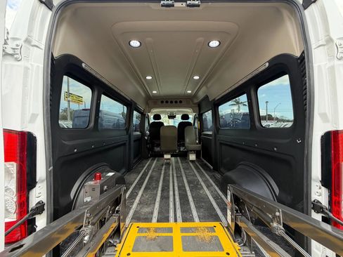Used 2023 RAM ProMaster 2500 image 3