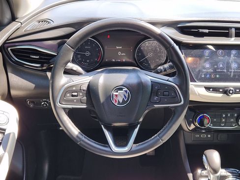 Used 2021 Buick Encore GX Preferred w/ Cold Weather Comfort Package AWD/4WD image 19