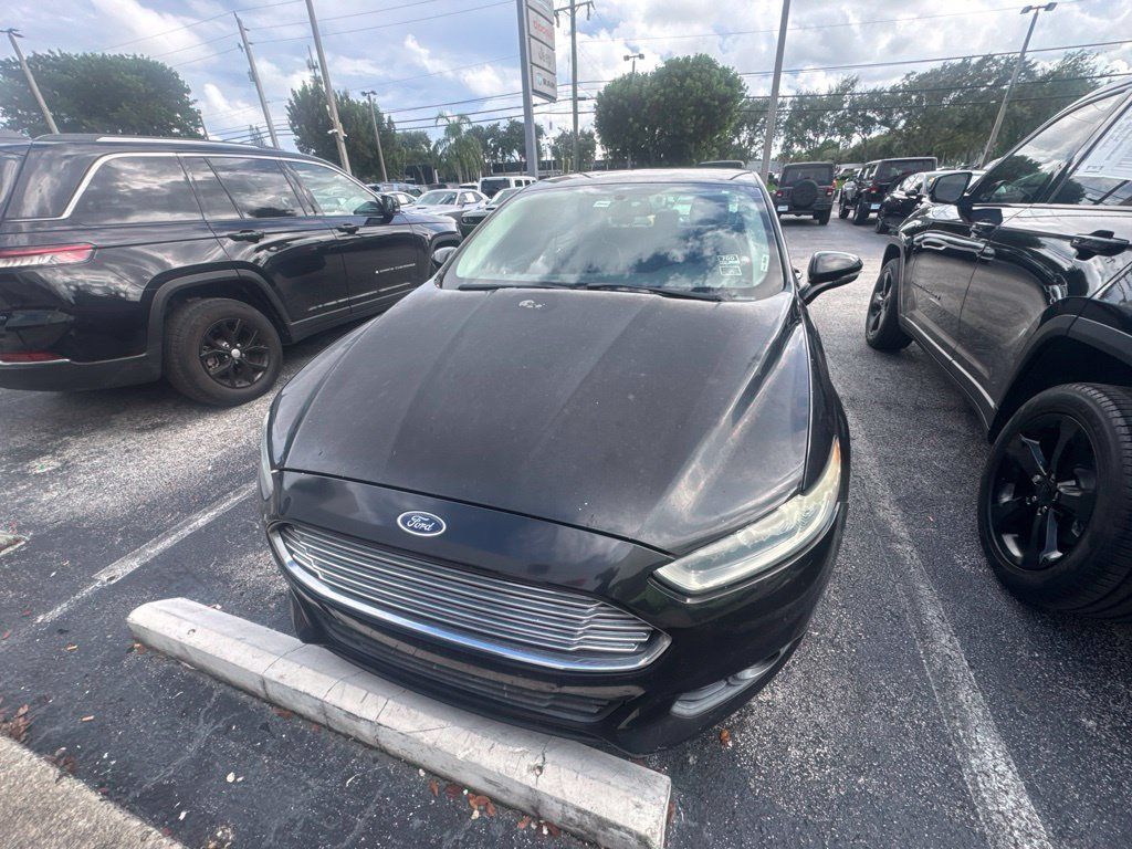 Used 2013 Ford Fusion SE FWD image 16