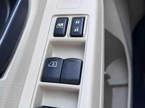 Used 2013 Subaru Impreza 2.0i image 17