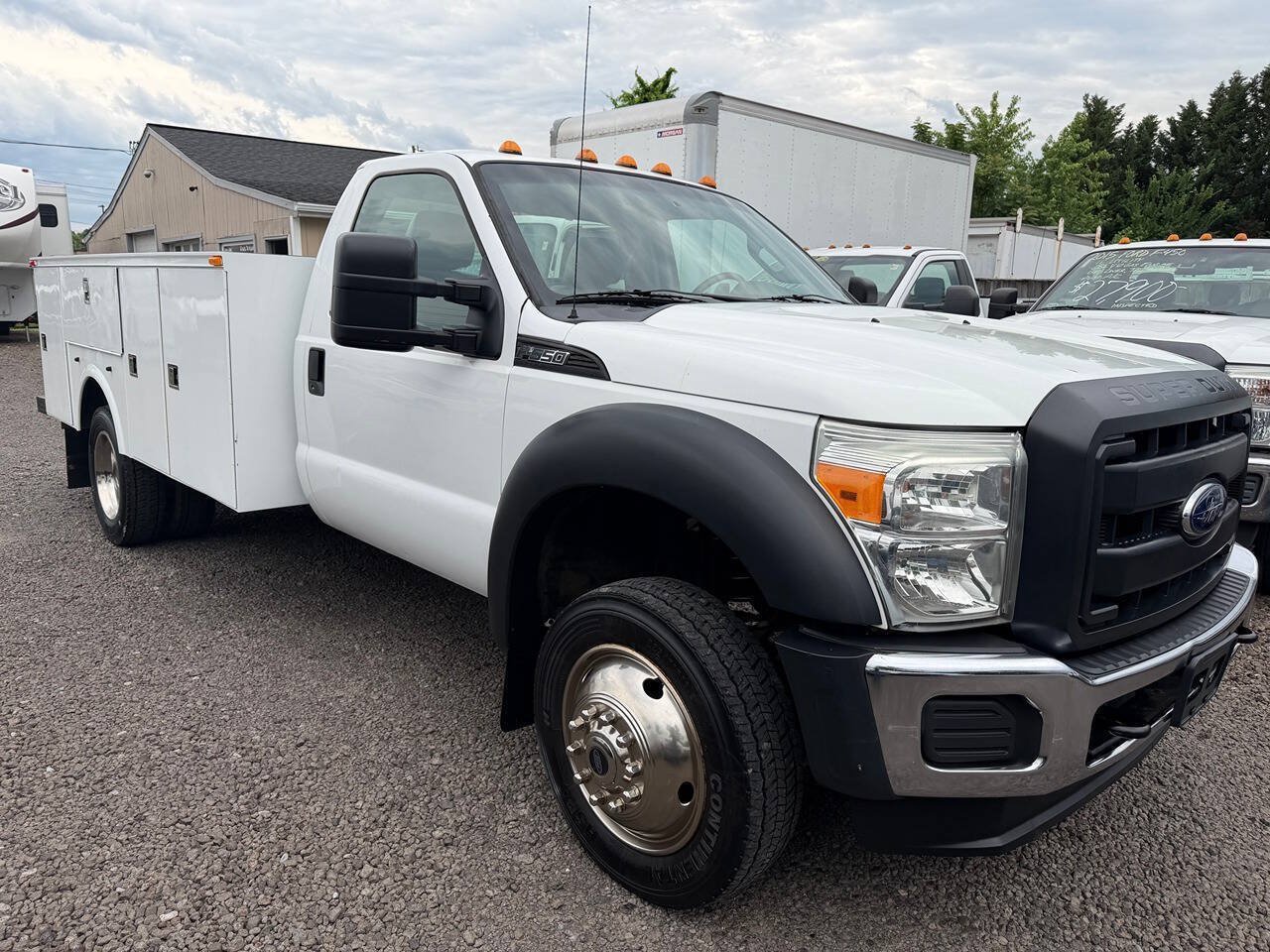 Used 2015 Ford F550 2WD Regular Cab Super Duty image 7