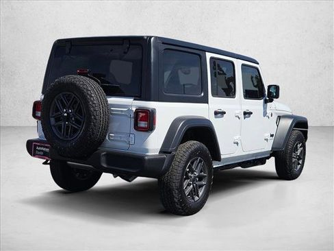 Used 2026 Jeep Wrangler Unlimited Sport AWD/4WD image 5