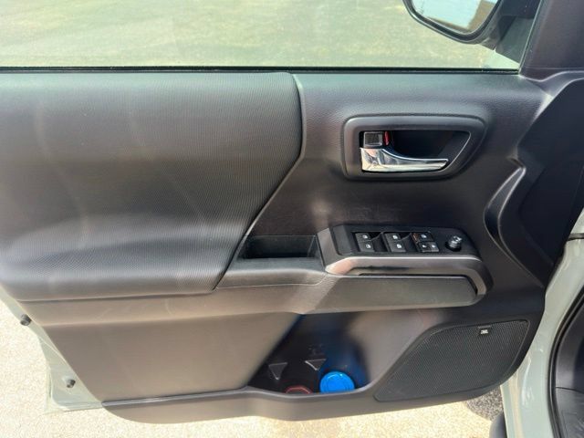Used 2021 Toyota Tacoma TRD Pro AWD/4WD image 14