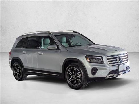 Used 2026 Mercedes-Benz GLB 250 image 6