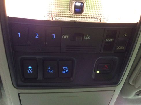 Used 2023 Toyota 4Runner Limited image 20