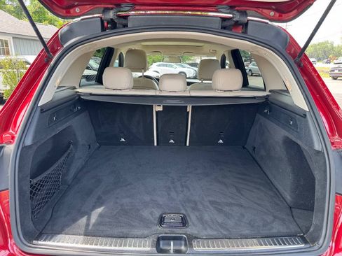 Used 2019 Mercedes-Benz GLC 300 4MATIC image 13