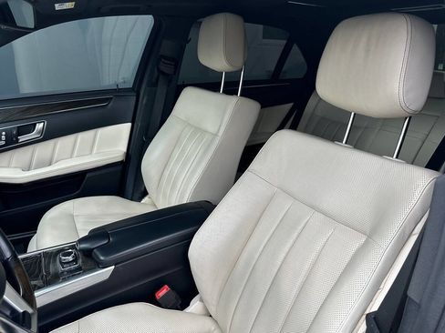 Used 2016 Mercedes-Benz E 400 Sedan image 14