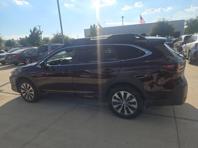 Used 2024 Subaru Outback Limited AWD/4WD image 5