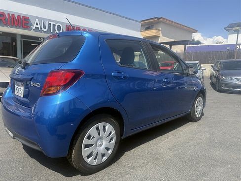 Used 2015 Toyota Yaris L FWD image 4