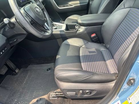 Used 2025 Toyota RAV4 XSE w/ Advanced Technology Package AWD/4WD image 2