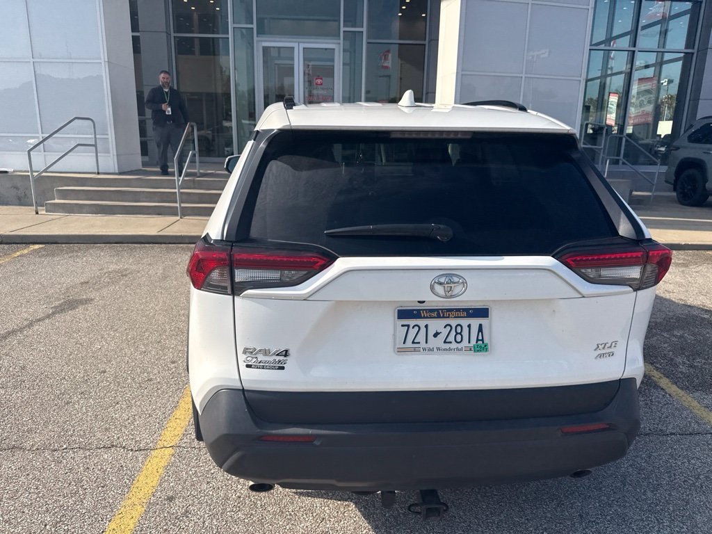 Used 2025 Toyota RAV4 XLE w/ Convenience Package AWD/4WD image 3