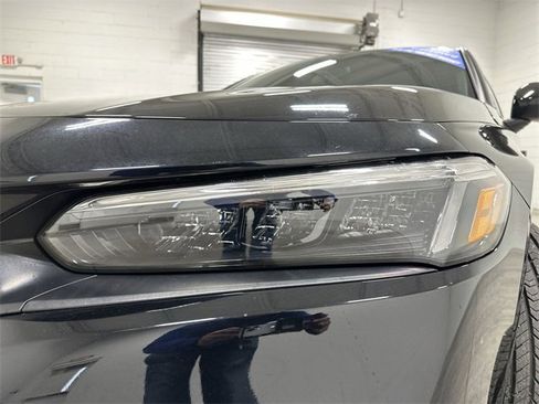 Used 2024 Honda Civic Sport image 11