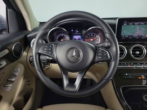Used 2018 Mercedes-Benz GLC 300 4MATIC image 21