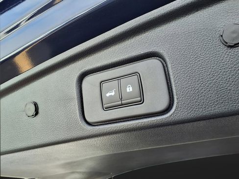 New 2026 Nissan Pathfinder Platinum AWD/4WD image 10