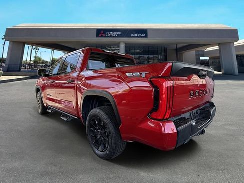 Used 2022 Toyota Tundra SR5 AWD/4WD image 8