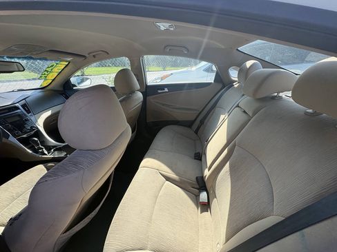 Used 2012 Hyundai Sonata GLS FWD image 8
