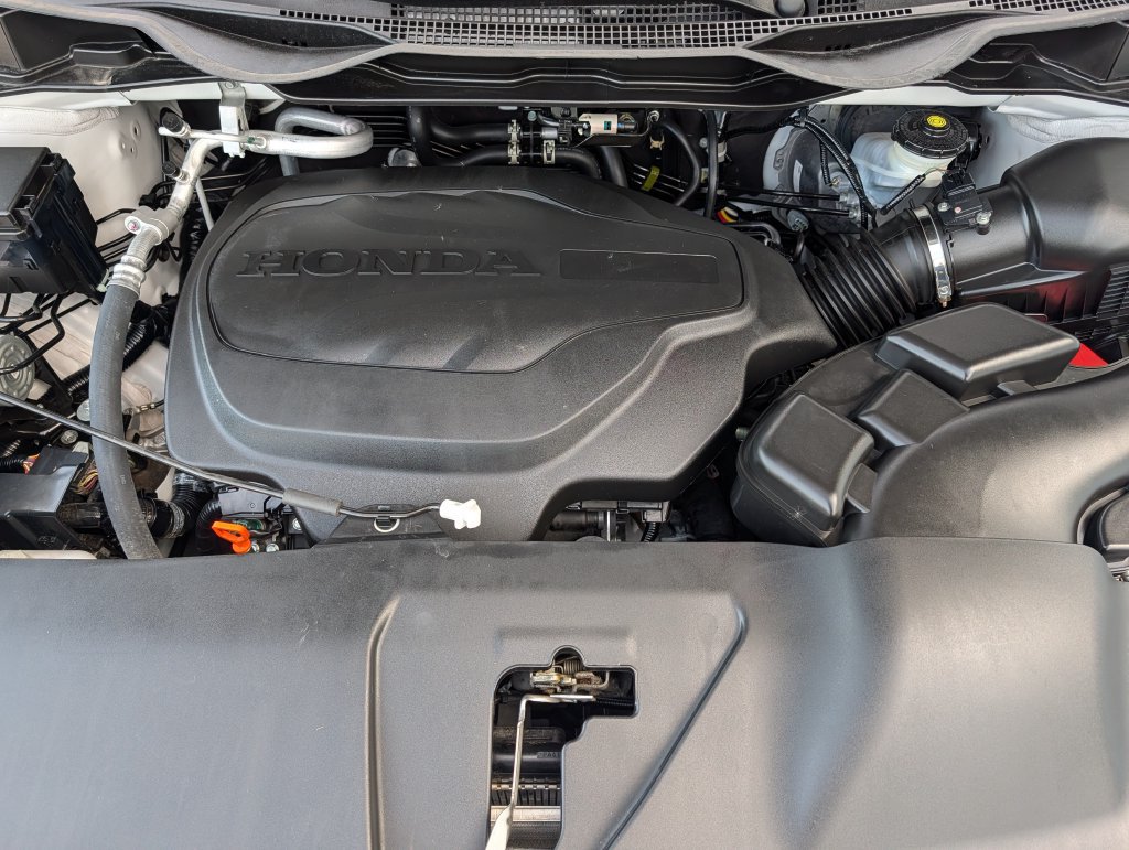 Used 2023 Honda Odyssey Elite image 12