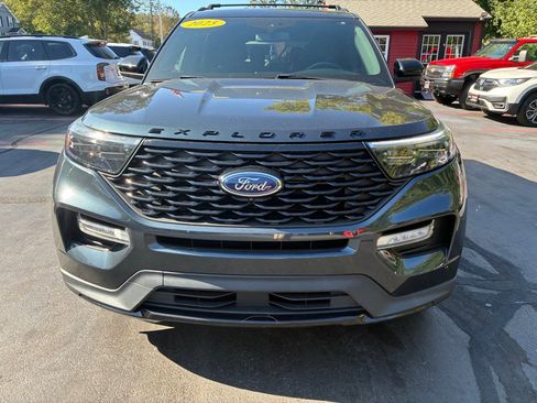 Used 2023 Ford Explorer ST-Line w/ Class IV Trailer Tow Package AWD/4WD image 4
