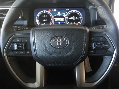 New 2025 Toyota 4Runner TRD Off-Road Premium image 11