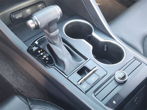 Used 2022 Kia K5 GT-Line image 16