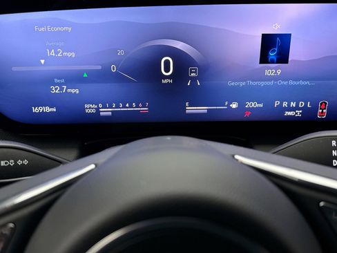 Used 2025 Buick Enclave Sport Touring w/ Power Package image 13