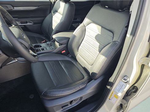 New 2025 Ford Ranger Lariat w/ FX4 Off-Road Package image 6