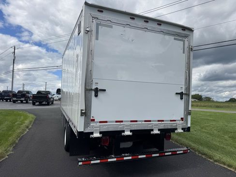 Used 2019 Ford E-450 and Econoline 450 Super Duty w/ Power Windows & Locks Group RWD image 7