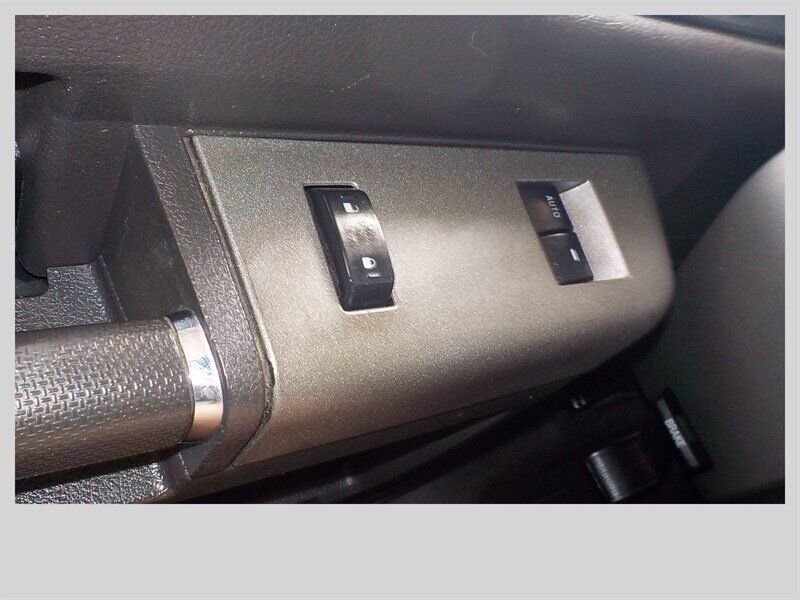 Used 2011 Ford F350 Lariat w/ Lariat Interior Pkg AWD/4WD image 22