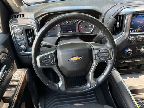 Used 2021 Chevrolet Silverado 1500 LT AWD/4WD image 12
