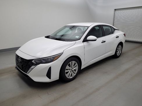 Used 2024 Nissan Sentra S FWD image 2