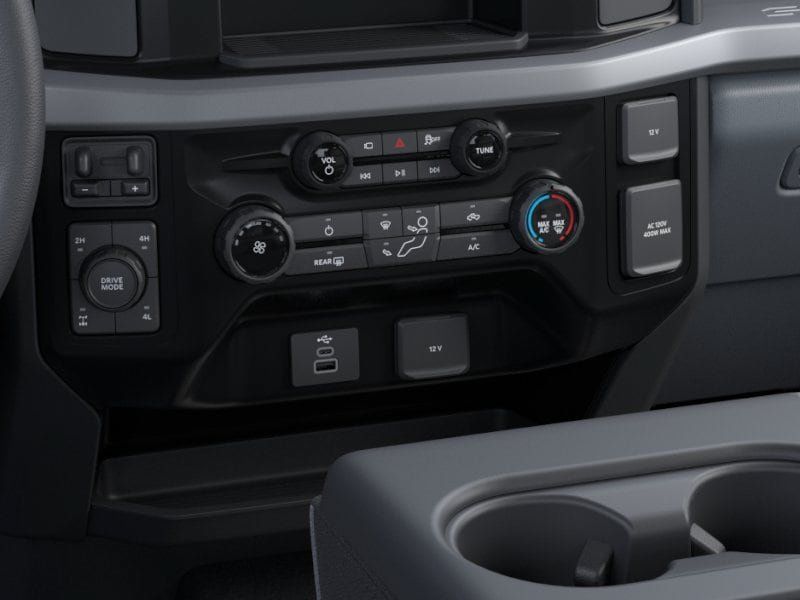 New 2026 Ford F350 XLT w/ 360-Degree Camera Package AWD/4WD image 15