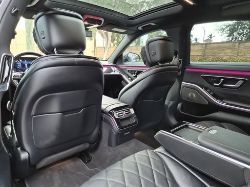 Used 2023 Mercedes-Benz S 580 4MATIC Sedan w/ Warmth & Comfort Package image 14