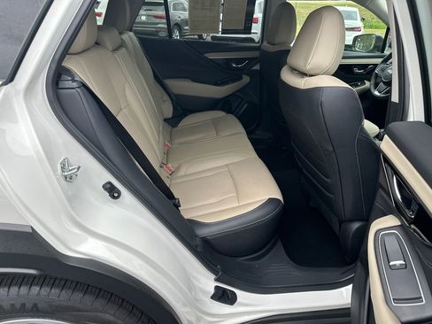 Used 2024 Subaru Outback Limited w/ Popular Package #2 image 15