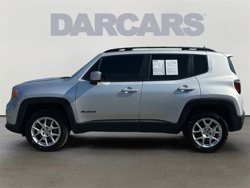 Used 2019 Jeep Renegade Latitude image 4
