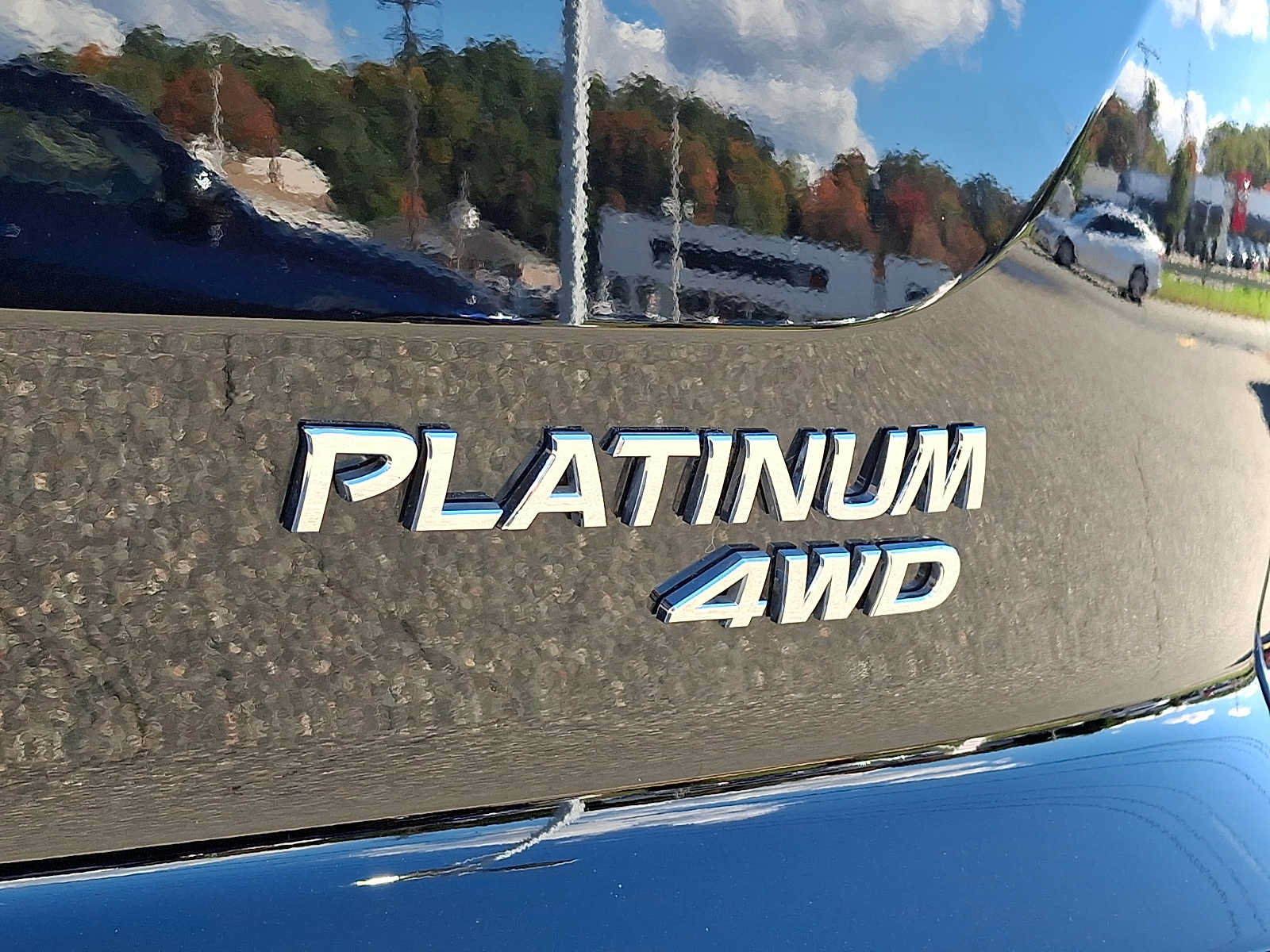 Used 2024 Nissan Pathfinder Platinum w/ Cargo Package AWD/4WD image 36