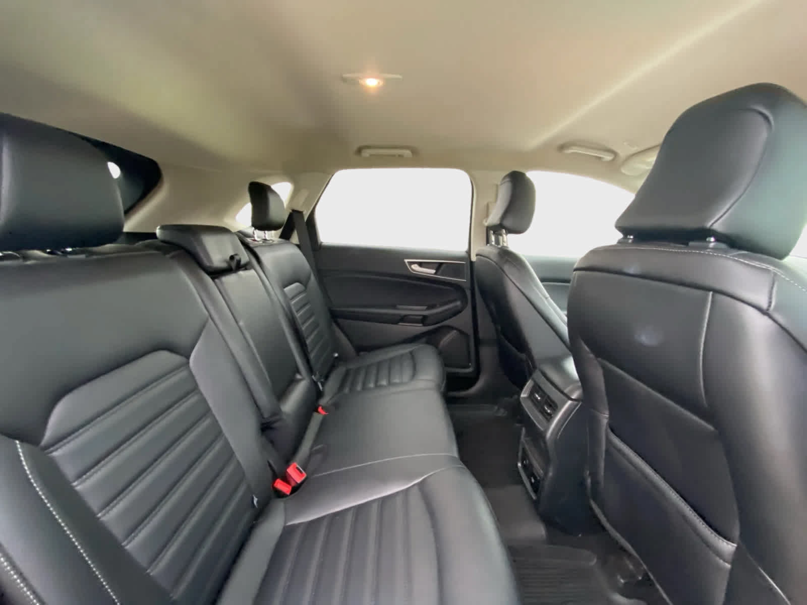 Used 2024 Ford Edge SEL w/ Convenience Package AWD/4WD image 13