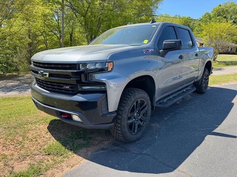 Used 2021 Chevrolet Silverado 1500 LT Trail Boss w/ Bed Protection Package image 9