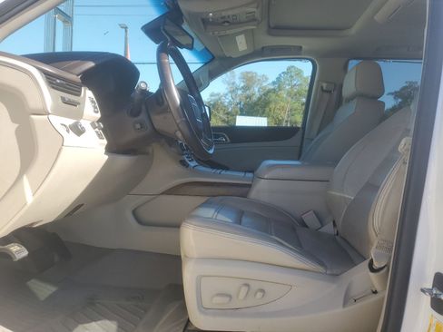 Used 2019 GMC Yukon XL Denali w/ Denali Ultimate Package image 8