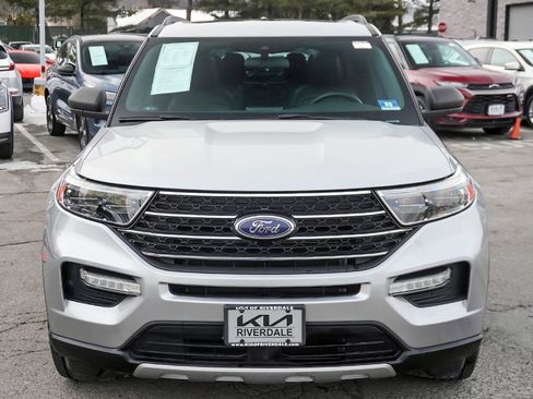Used 2020 Ford Explorer XLT w/ Equipment Group 202A image 13