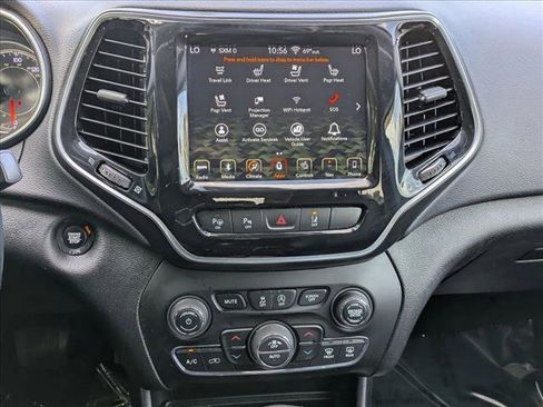 Used 2019 Jeep Cherokee Limited w/ Luxury Group image 15