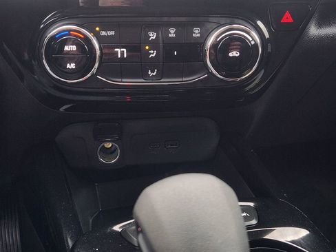 Used 2026 Chevrolet Trax LT image 20