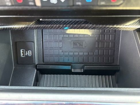 Used 2021 Ford F350 Platinum w/ Tremor Off-Road Package image 20