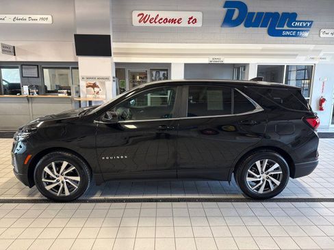 Used 2024 Chevrolet Equinox LT w/ LPO, Floor Liner Package image 6