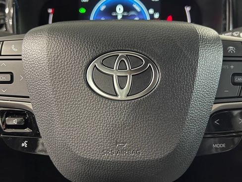 New 2026 Toyota Camry SE FWD image 37