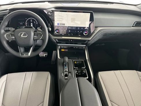 New 2026 Lexus TX 500h AWD image 11